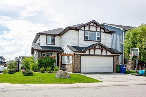 2 Kingston View Se, Airdrie, AB - Outdoor With Facade