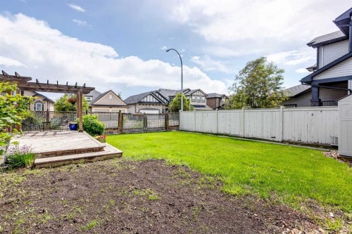 2 Kingston View Se, Airdrie, AB - Outdoor