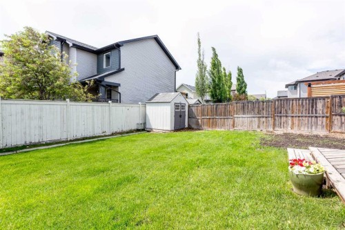 2 Kingston View Se, Airdrie, AB - Outdoor