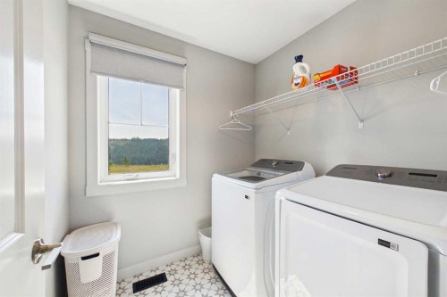 182 Rowley Gate Nw, Calgary, AB - Indoor Photo Showing Laundry Room