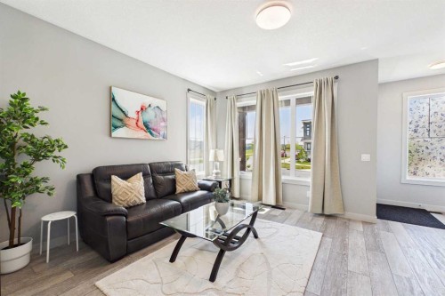 182 Rowley Gate Nw, Calgary, AB - Indoor Photo Showing Living Room