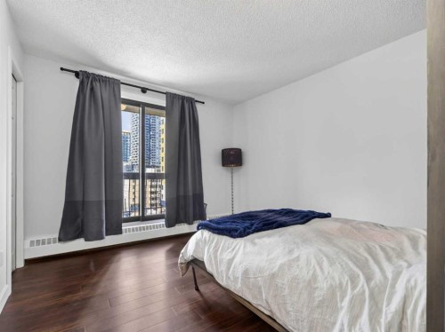 703-537 14 Avenue Sw, Calgary, AB - Indoor Photo Showing Bedroom