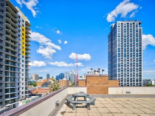703-537 14 Avenue Sw, Calgary, AB - Outdoor With Balcony