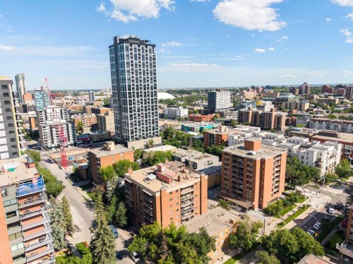 703-537 14 Avenue Sw, Calgary, AB - Outdoor With View