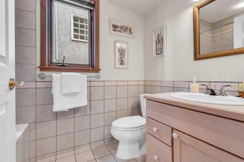 207 2 Avenue Ne, Calgary, AB 