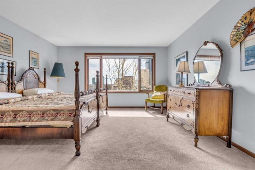 207 2 Avenue Ne, Calgary, AB 