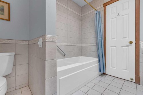207 2 Avenue Ne, Calgary, AB 