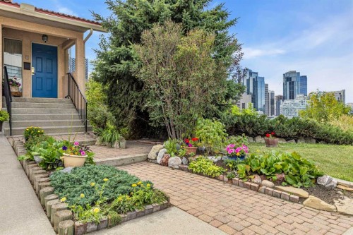 207 2 Avenue Ne, Calgary, AB 