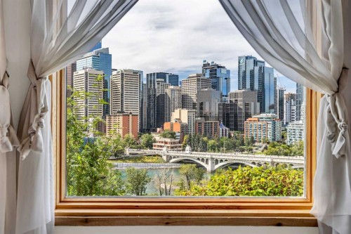 207 2 Avenue Ne, Calgary, AB 