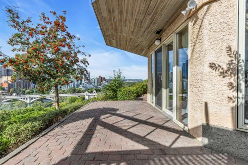 207 2 Avenue Ne, Calgary, AB 