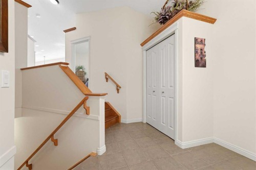 128 Covehaven Gardens Ne, Calgary, AB - Indoor Photo Showing Other Room