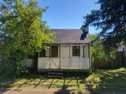 1 Elm Avenue Okotoks, AB T1S 1K6