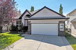 35 Arbour Vista Way NW Calgary, AB T2G 4R1