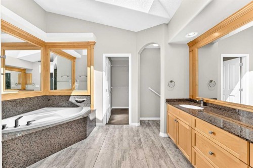 35 Arbour Vista Way Nw, Calgary, AB - Indoor Photo Showing Bathroom