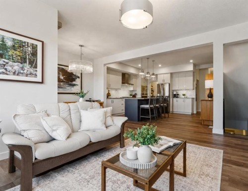 24 Willow Park Point, Cochrane, AB - Indoor Photo Showing Living Room