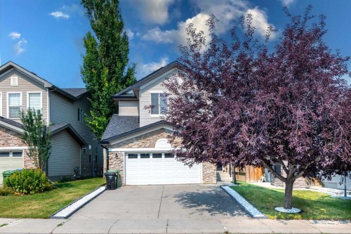 135 Kincora Drive Nw, Calgary, AB - Outdoor