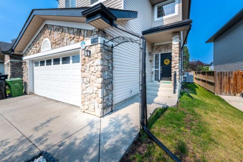 135 Kincora Drive Nw, Calgary, AB - Outdoor