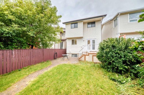 4008 46 Street Sw, Calgary, AB - Outdoor