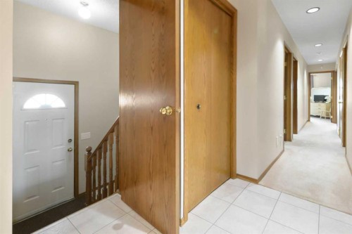 308 Canniff Place Sw, Calgary, AB - Indoor Photo Showing Other Room