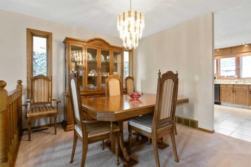 308 Canniff Place Sw, Calgary, AB - Indoor Photo Showing Dining Room