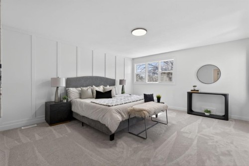 40 Bernard Way Nw, Calgary, AB - Indoor Photo Showing Bedroom