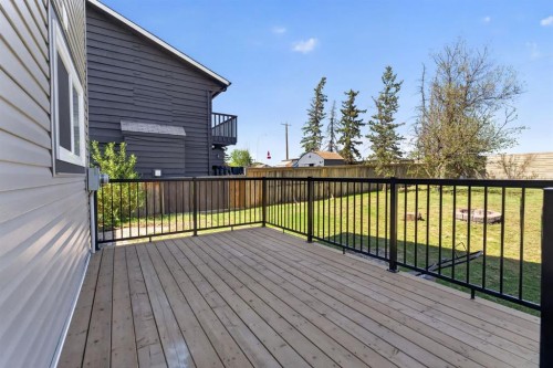 40 Bernard Way Nw, Calgary, AB - Outdoor With Deck Patio Veranda With Exterior