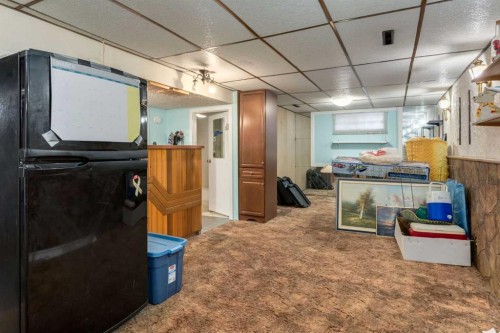 723 Trafford Drive Nw, Calgary, AB - Indoor