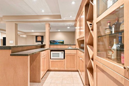70 Sunset Way Se, Calgary, AB - Indoor