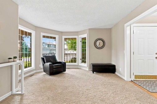 70 Sunset Way Se, Calgary, AB - Indoor