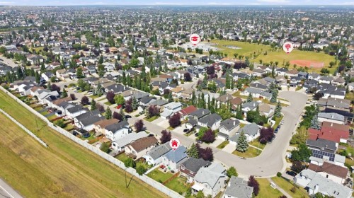 138 Somerglen Common Sw, Calgary, AB -  With View