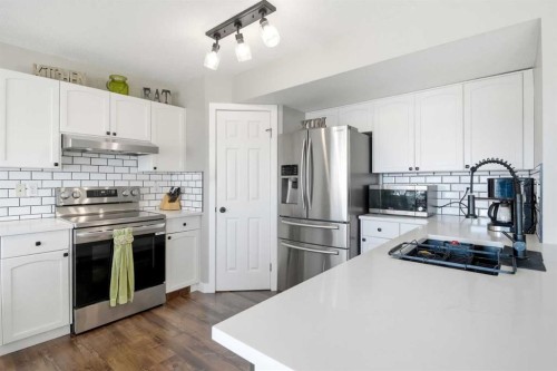 138 Somerglen Common Sw, Calgary, AB - Indoor Photo Showing Kitchen With Stainless Steel Kitchen