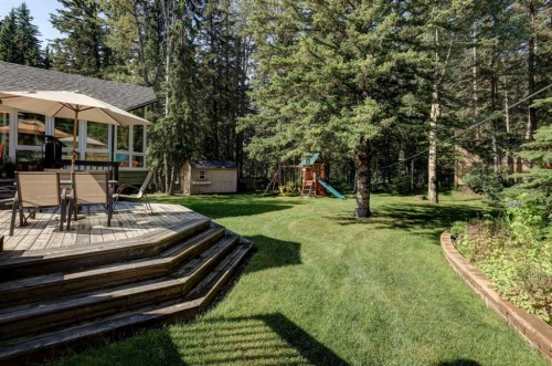 51 Echlin Drive, Bragg Creek, AB 