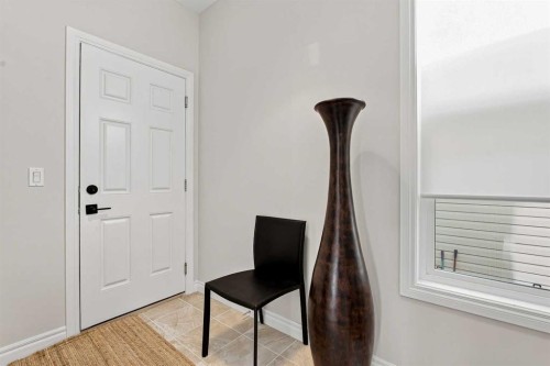236 Hillcrest Drive Sw, Airdrie, AB - Indoor Photo Showing Other Room