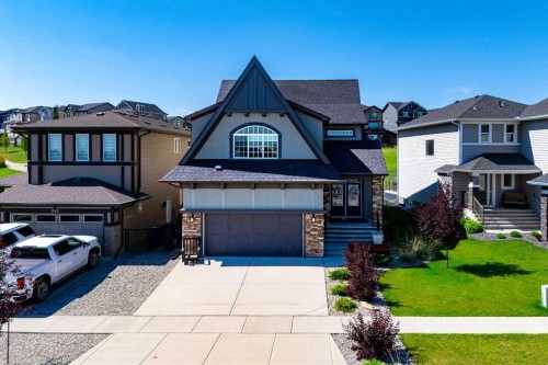 236 Hillcrest Drive Sw, Airdrie, AB - Outdoor With Facade