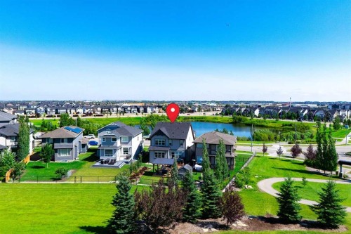 236 Hillcrest Drive Sw, Airdrie, AB - Outdoor