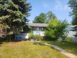 2408 23 Avenue SW Calgary, AB T2T 0W2