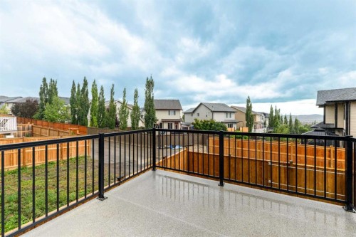 124 Heritage Boulevard, Cochrane, AB - Outdoor