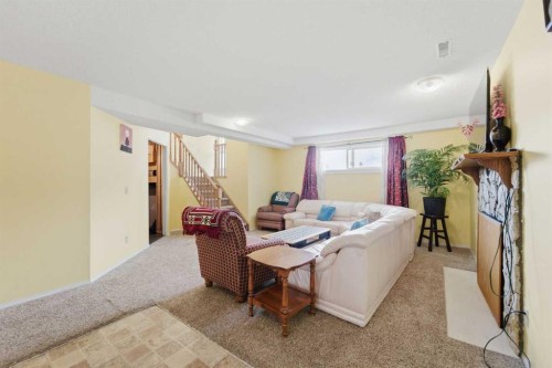 96 Falshire Close Ne, Calgary, AB - Indoor