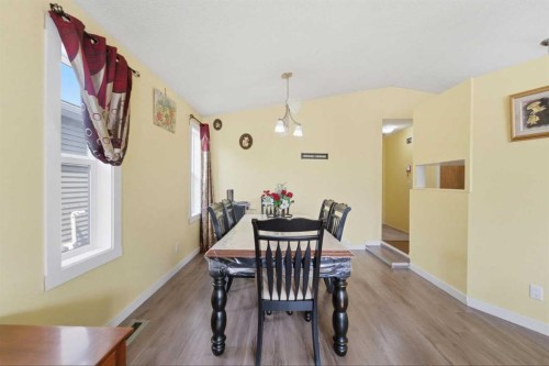 96 Falshire Close Ne, Calgary, AB - Indoor Photo Showing Dining Room
