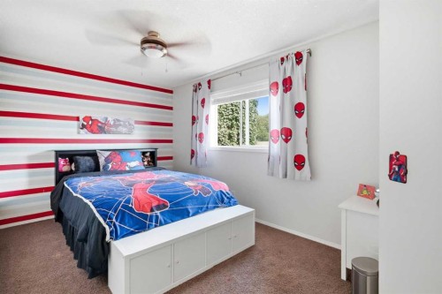 249 Inverness Park Se, Calgary, AB - Indoor Photo Showing Bedroom
