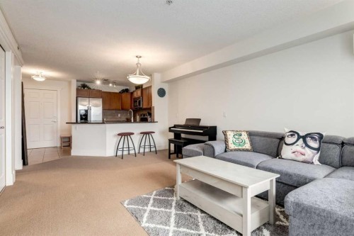 132-500 Rocky Vista Gardens Nw, Calgary, AB - Indoor Photo Showing Living Room