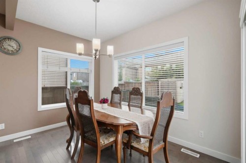 509 New Brighton Drive Se, Calgary, AB - Indoor Photo Showing Dining Room