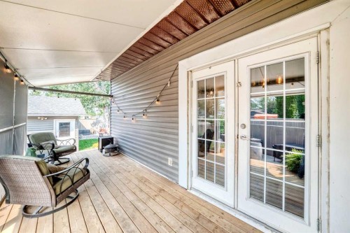 31 Taylor Way Se, Airdrie, AB - Outdoor With Deck Patio Veranda With Exterior