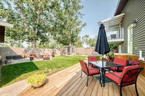 31 Taylor Way Se, Airdrie, AB - Outdoor With Deck Patio Veranda