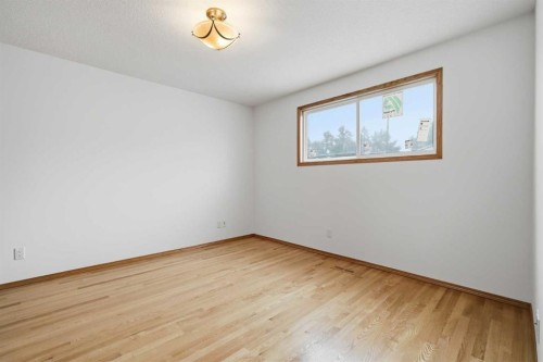 3433 33A Avenue Se, Calgary, AB 