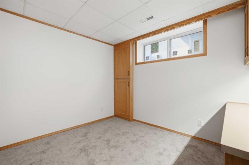 3433 33A Avenue Se, Calgary, AB 