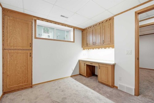 3433 33A Avenue Se, Calgary, AB 