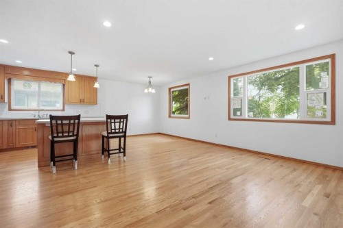 3433 33A Avenue Se, Calgary, AB 