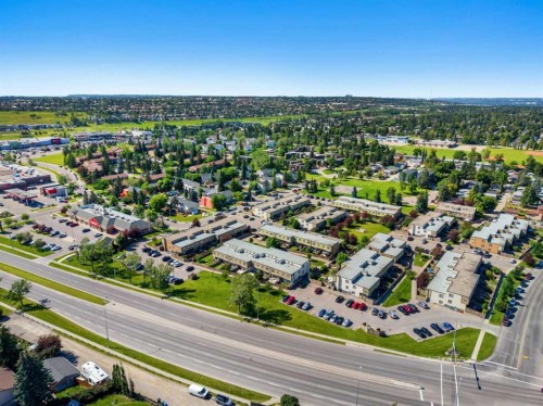 40-3809 45 Street Sw, Calgary, AB - Outdoor With View