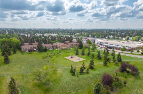 40-3809 45 Street Sw, Calgary, AB - Outdoor With View